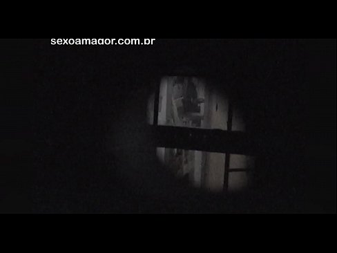 ❤️ Блонди е тајно снимена од воајер од соседството скриен зад шупливи тули ️❌ Секс видео кај нас ❌❤